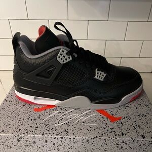 Men’s Jordan Retro 4 Bread Reimagined Size 12.